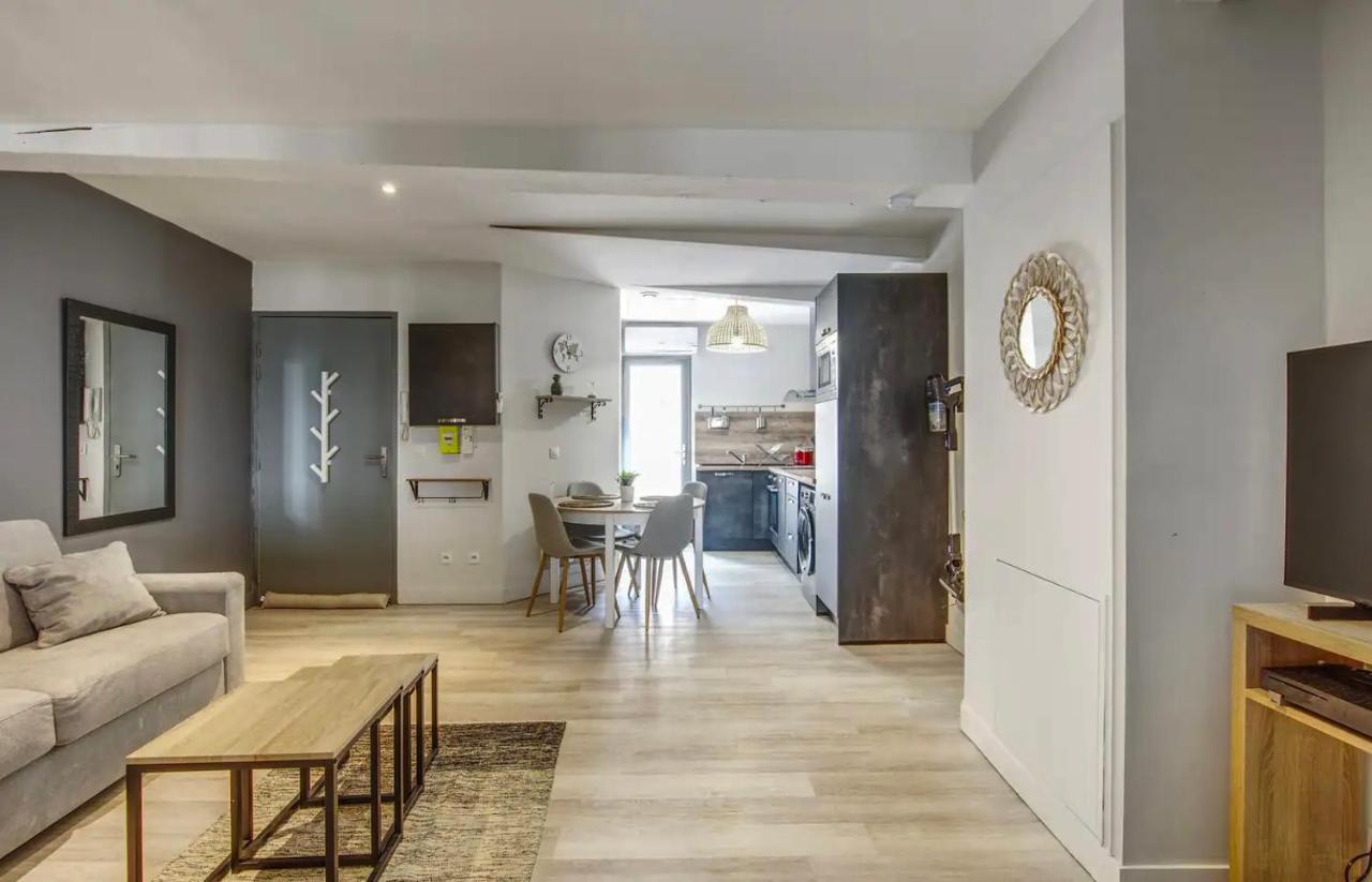 Bel Appartement Avec Terrasse Au Coeur D'Aviñón Exterior foto