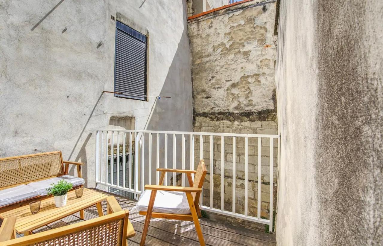 Bel Appartement Avec Terrasse Au Coeur D'Aviñón Exterior foto